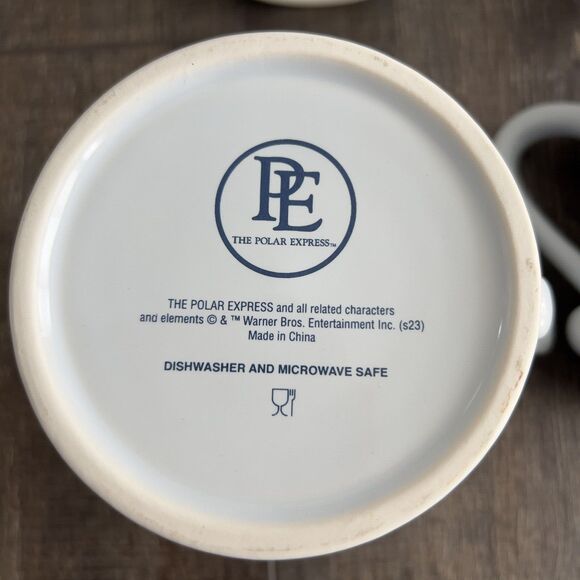 Warner Brothers The Polar Express Set of 4 Christmas 3D Coffee Cocoa Mugs Cups - Picture 4 of 7